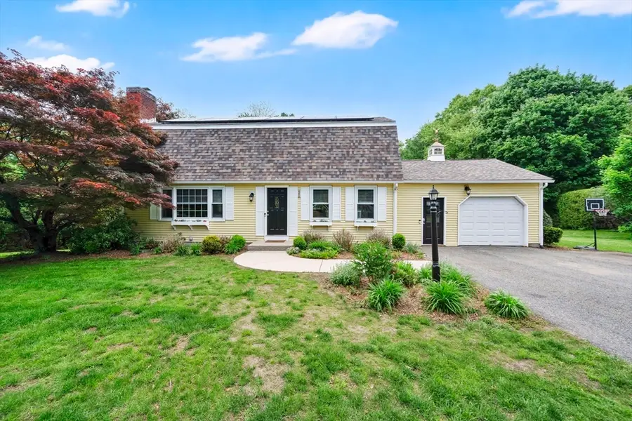 51 Lantern Ln, West Springfield, MA 01089 - #2