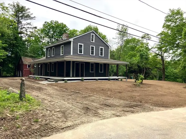 35 West St, Petersham, MA 01366