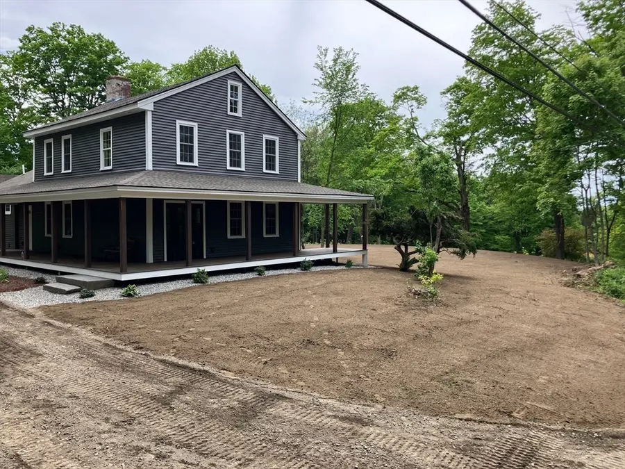 35 West St, Petersham, MA 01366 - #3