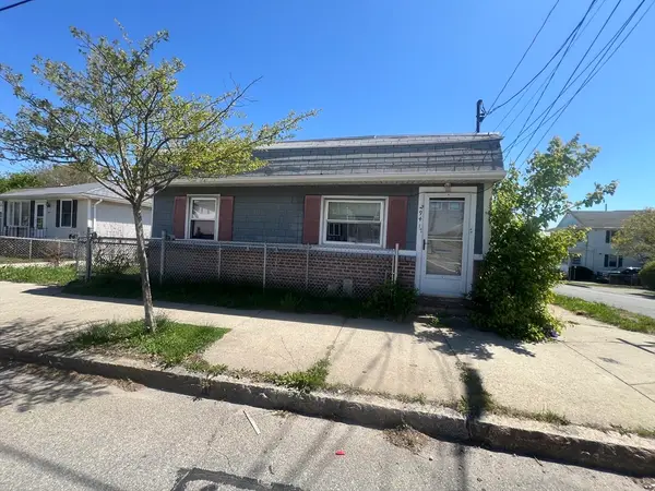 294 Mount Pleasant St, New Bedford, MA 02746