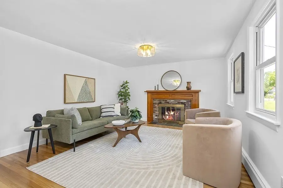 117 Oak Ridge Dr, Ayer, MA 01432 - #3