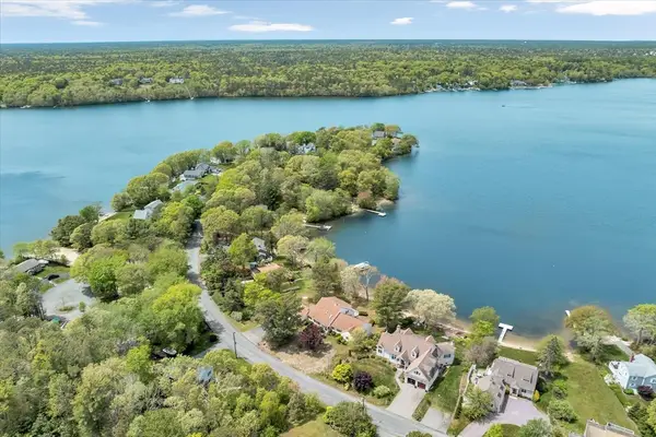 9 Eagle Hill Drive, Plymouth, MA 02360