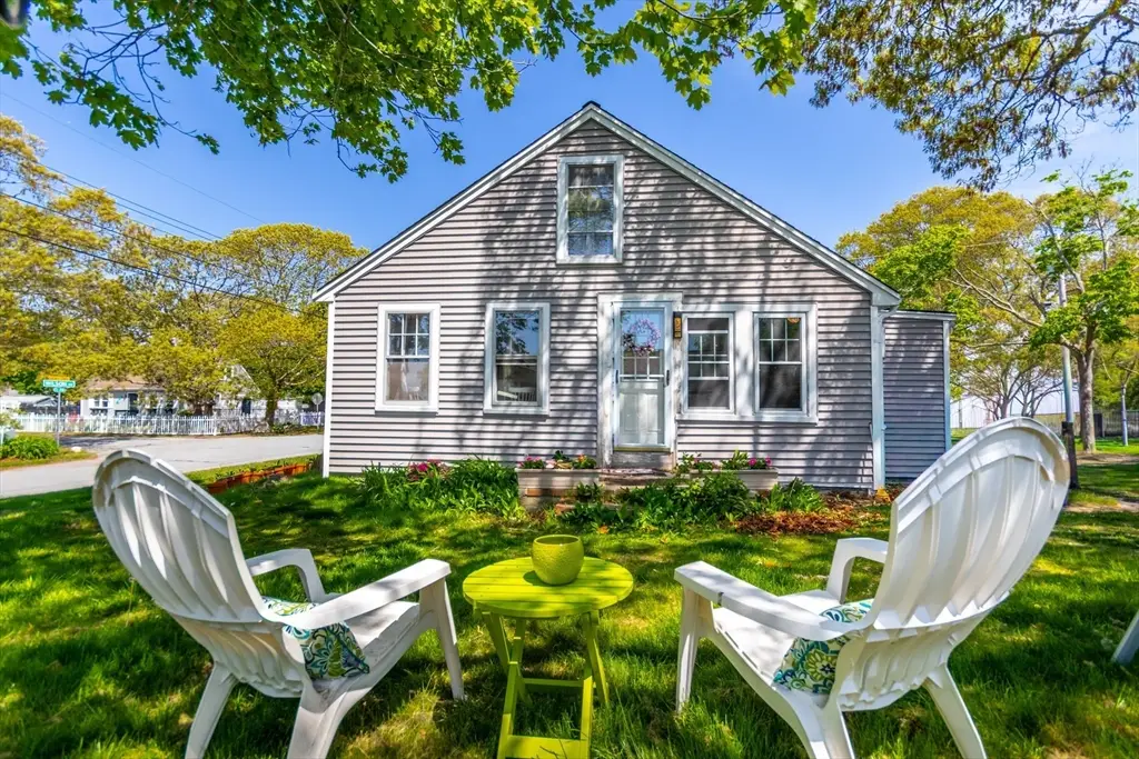 26 Wilson Ave, Bourne, MA 02532 - #1