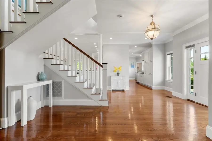 22 Crooked Lane, Manchester, MA 01944 - #2
