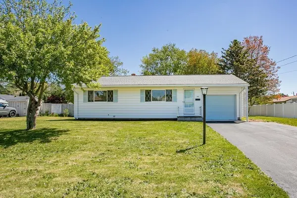 390 Upland Street, New Bedford, MA 02745