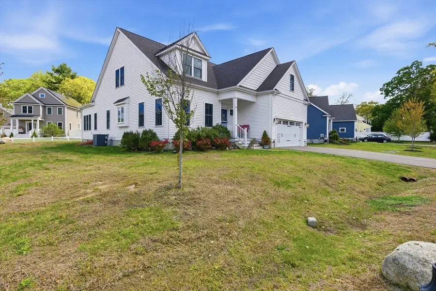 64 Monique, Bellingham, MA 02019 - #2