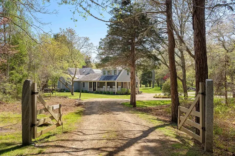 15 Tamarack Lane, Oak Bluffs, MA 02557 - #2