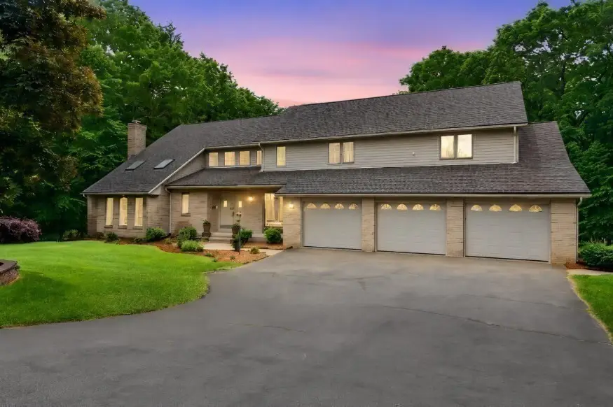 27 Lady Slipper Cir, Westfield, MA 01085 - #1