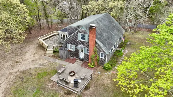 495 Schoolhouse Rd, Eastham, MA 02642