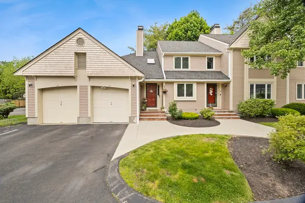 37 Jasper Ln #37, Randolph, MA 02368