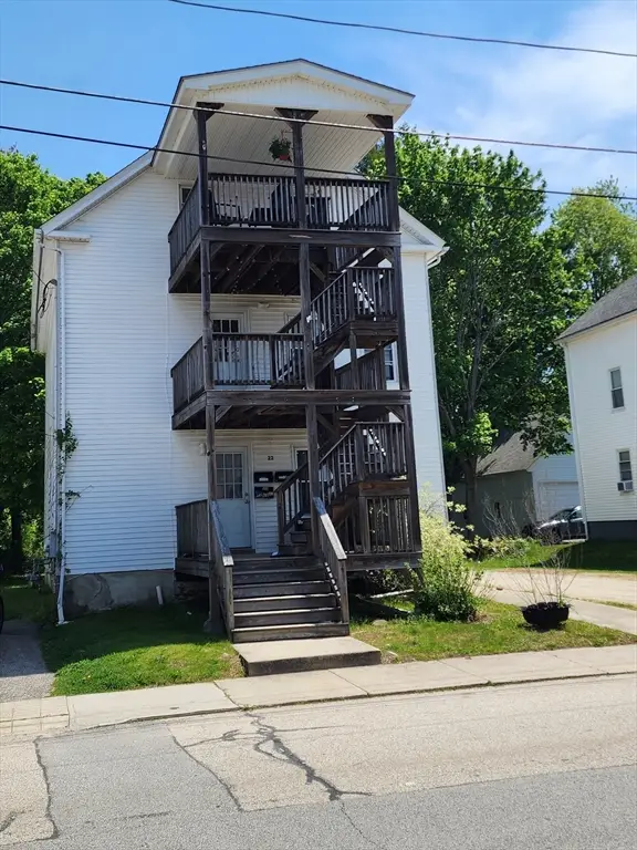 22 Robinson St, Webster, MA 01570 - #2