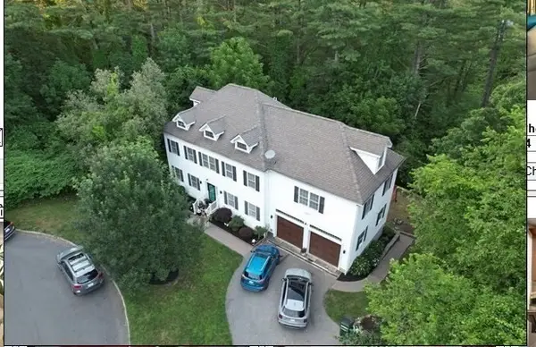 25 Morningside Dr, Haverhill, MA 01832