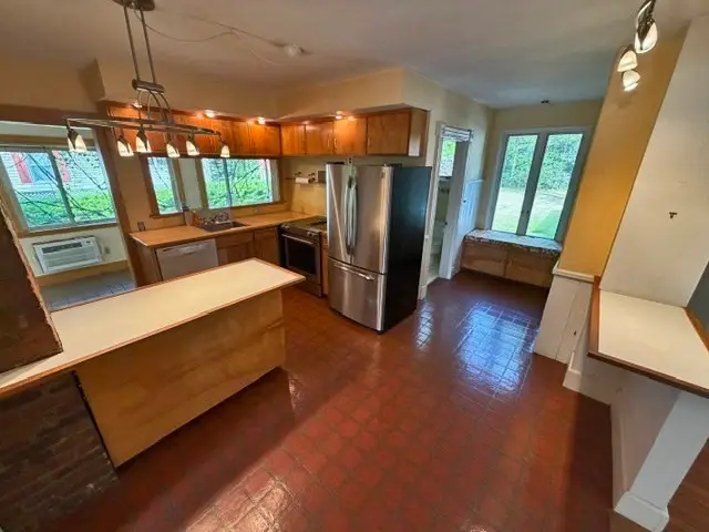 60 Massasoit, Northampton, MA 01060 - #3