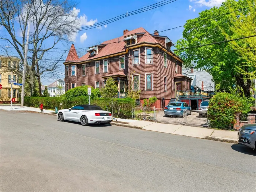 61 Central St, Somerville, MA 02143 - #2
