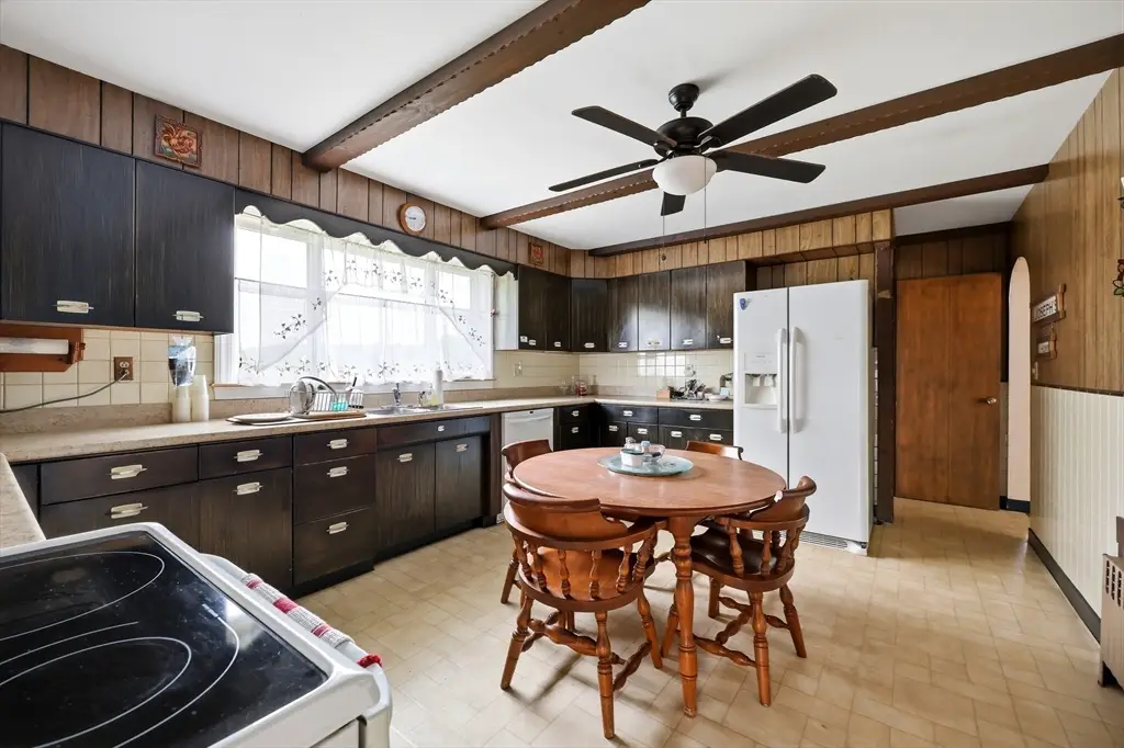107 South St, East Brookfield, MA 01515 - #1