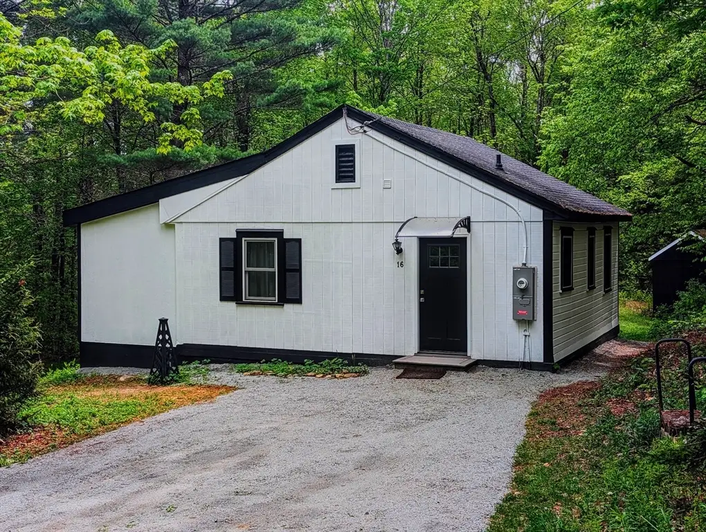 16 Garnet Mountain Ln, Peru, MA 01235 - #1