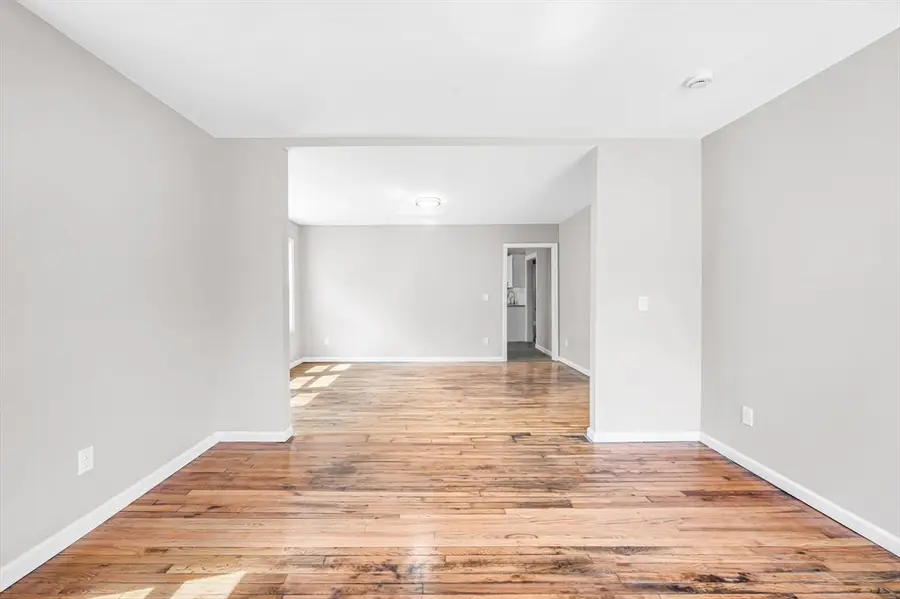 12-14 Carver St, Springfield, MA 01108 - #3