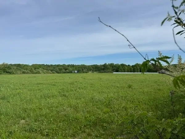 250 West Wrentham Road, Cumberland, RI 02864