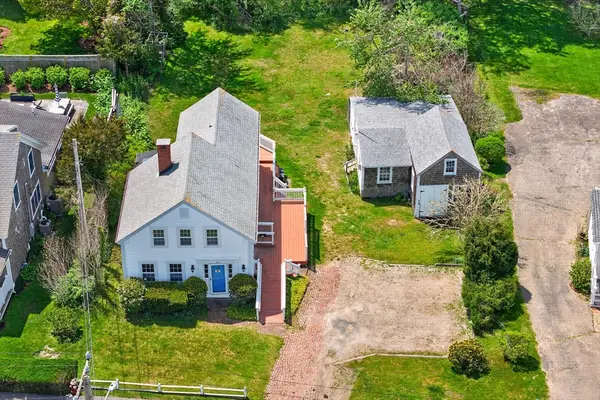 213 Main St, Chatham, MA 02633