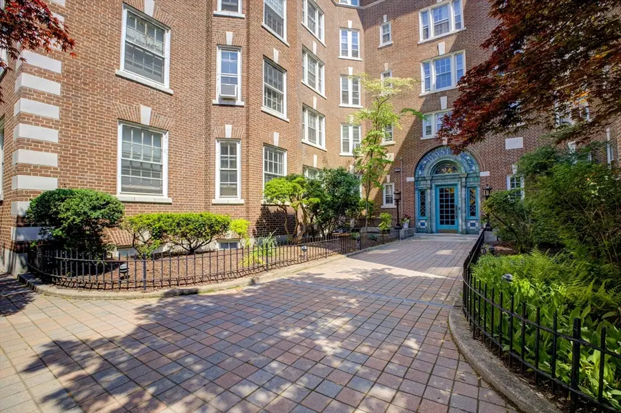 1572 Massachusetts Avenue #41, Cambridge, MA 02138 - #2