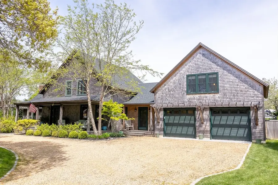 27 Knoll Drive, Edgartown, MA 02539 - #2