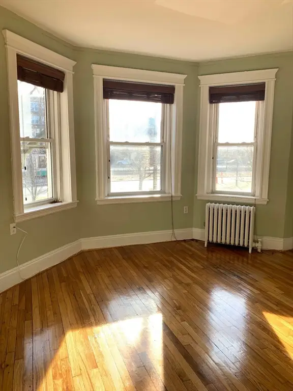 1633 Commonwealth Ave #1, Boston, MA 02135 - #2