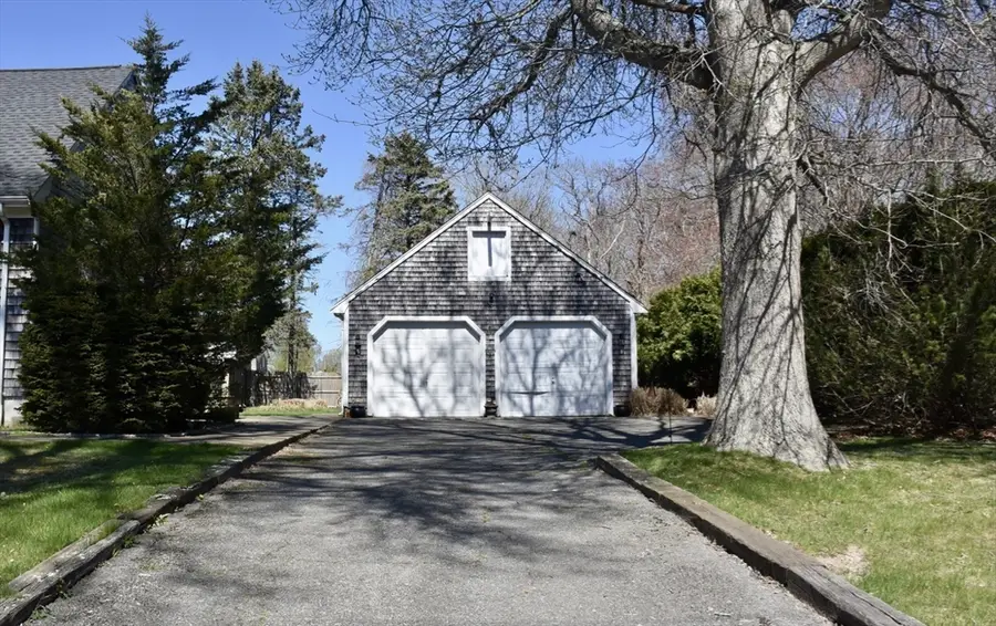 33 Terry Drive, Dartmouth, MA 02748 - #3