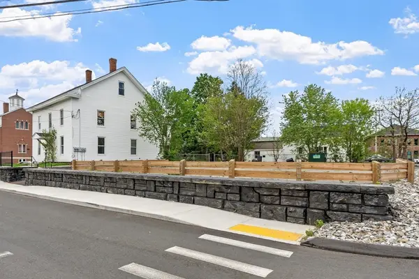 91 Canal St, Athol, MA 01331