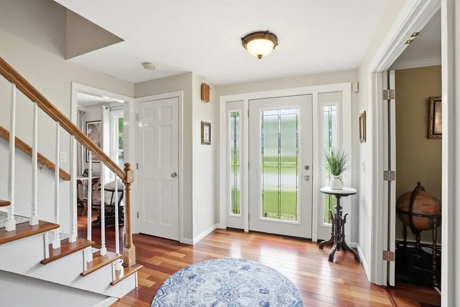 19 Debbie Ln, Milford, MA 01757 - #2