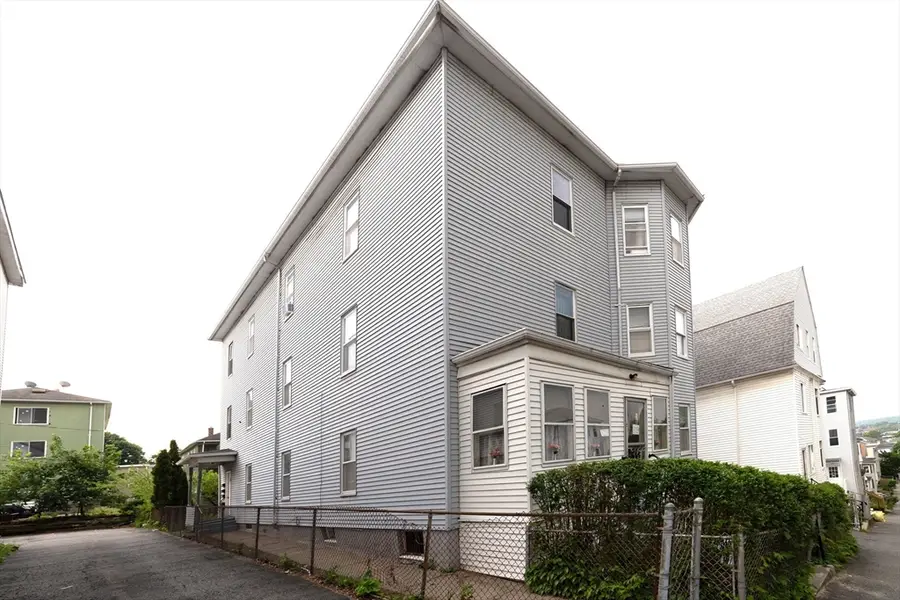 5 Suffield St, Worcester, MA 01610 - #3