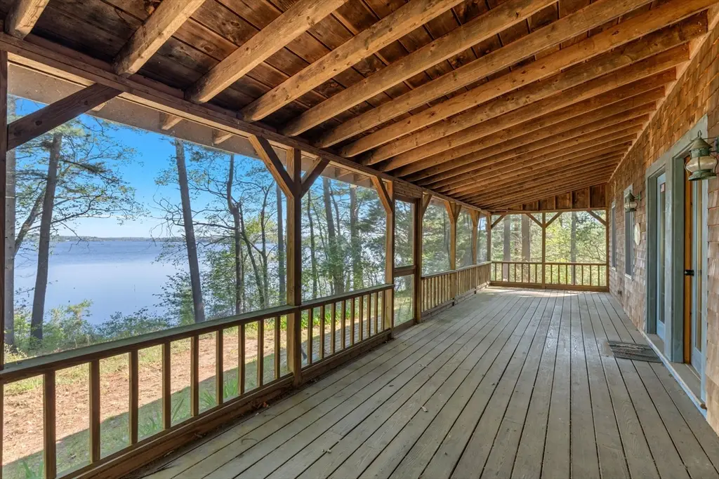 362 Snows Pond Rd, Rochester, MA 02770 - #1