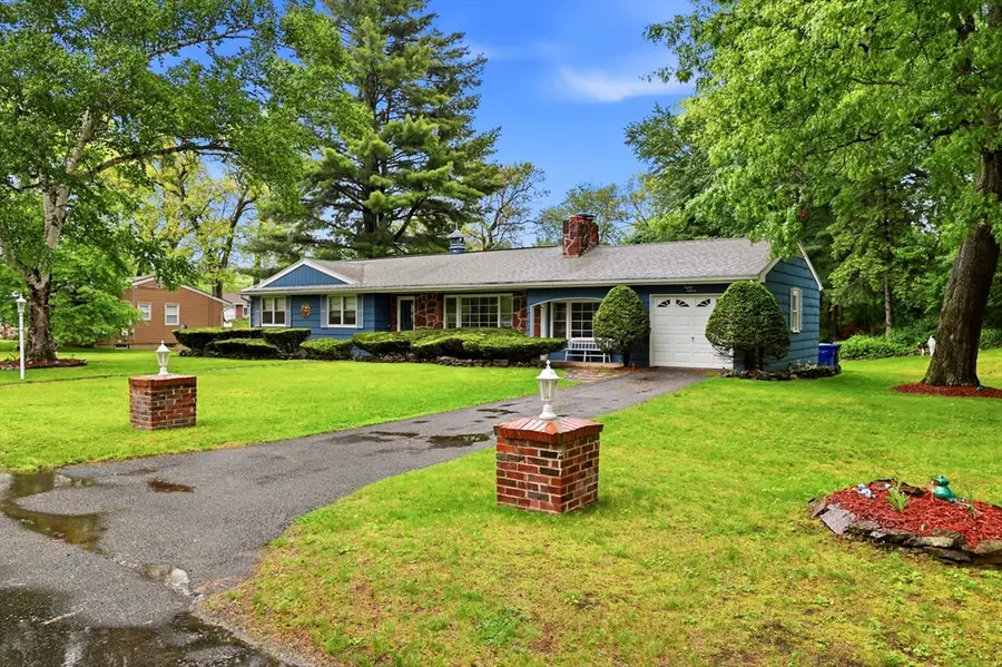 87 Squire Ln, Springfield, MA 01118 - #2