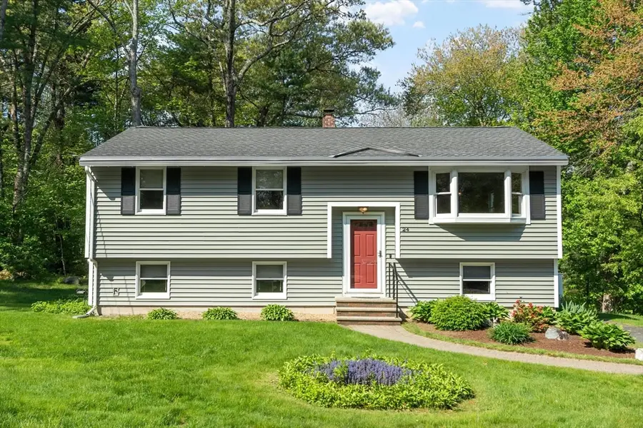 24 Meadowview Rd, Georgetown, MA 01833 - #3
