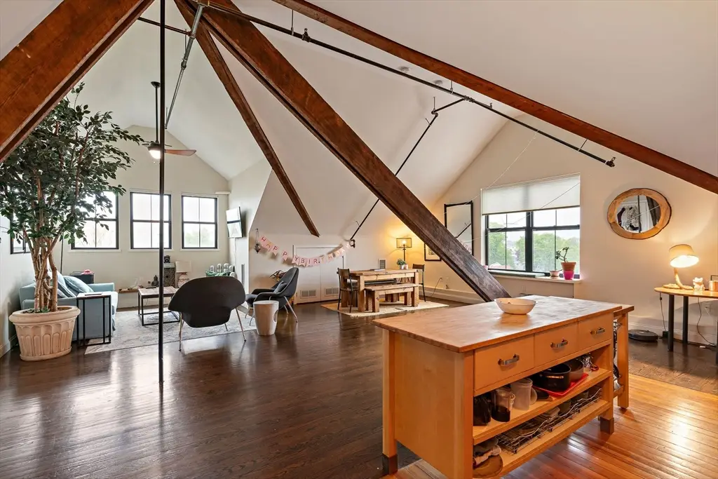 220 Spencer Ave #304, Chelsea, MA 02150 - #1