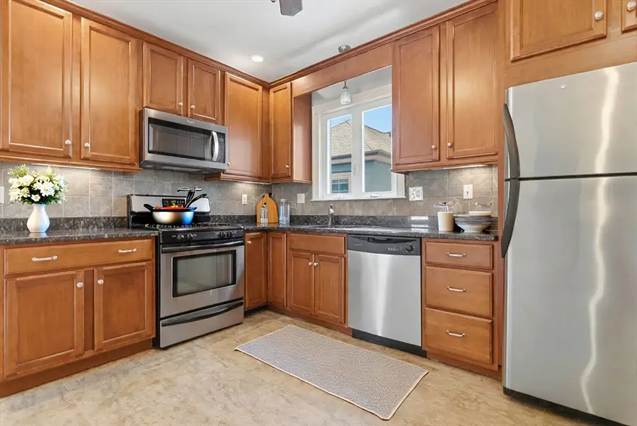 12 Walter Terrace #3, Somerville, MA 02145 - #3