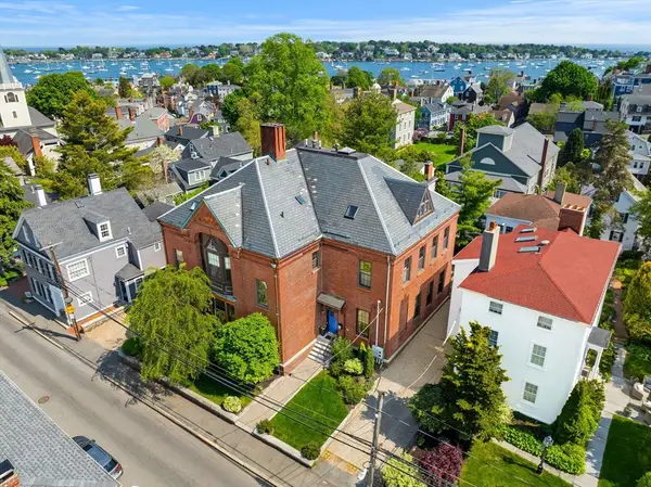 44 Pleasant Street #1, Marblehead, MA 01945
