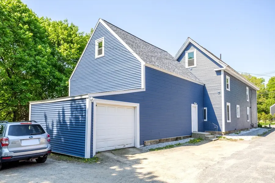 15 Central St, Ashburnham, MA 01430 - #3