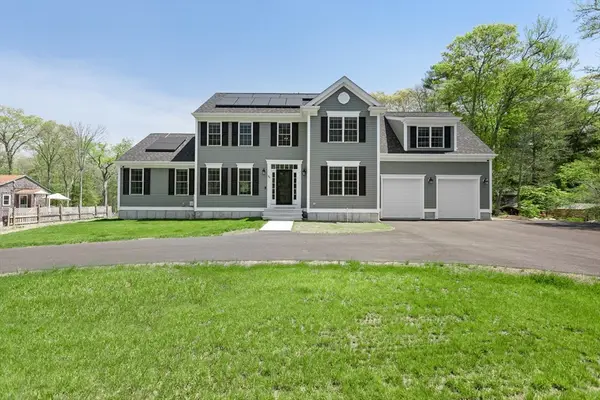 185 Mattapoisett Road, Acushnet, MA 02743