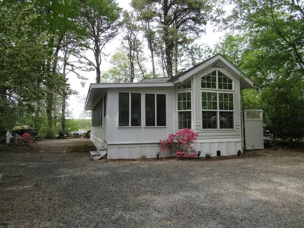 185 Cotuit Rd #C-17, Sandwich, MA 02563