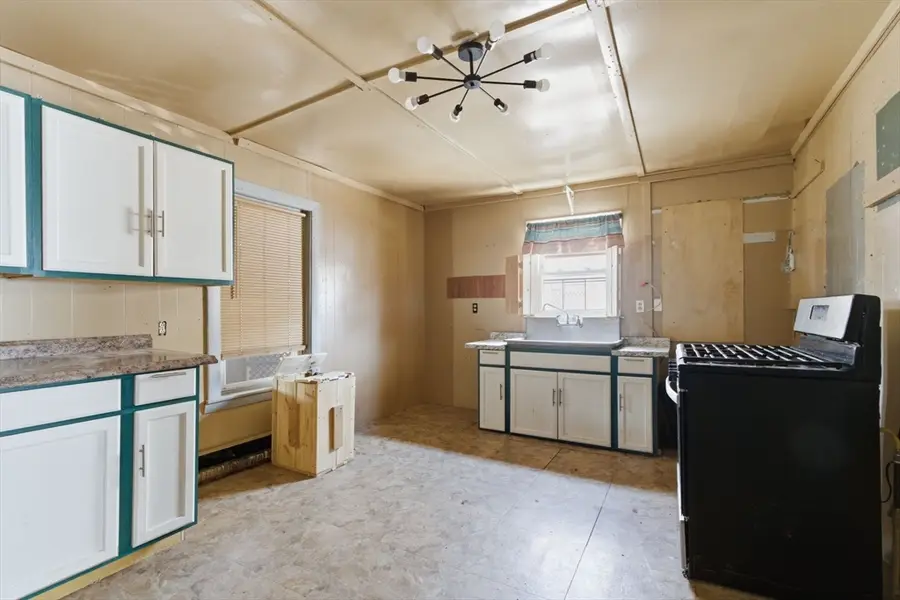 116 Irving St, Fall River, MA 02723 - #2