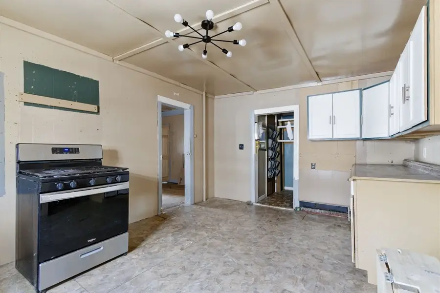 116 Irving St, Fall River, MA 02723 - #3