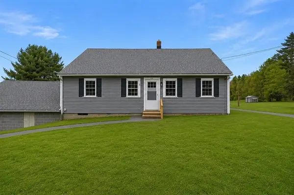 46 Smith St, Palmer, MA 01069