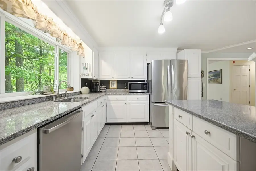 77 Oxbow Dr, Wrentham, MA 02093 - #2