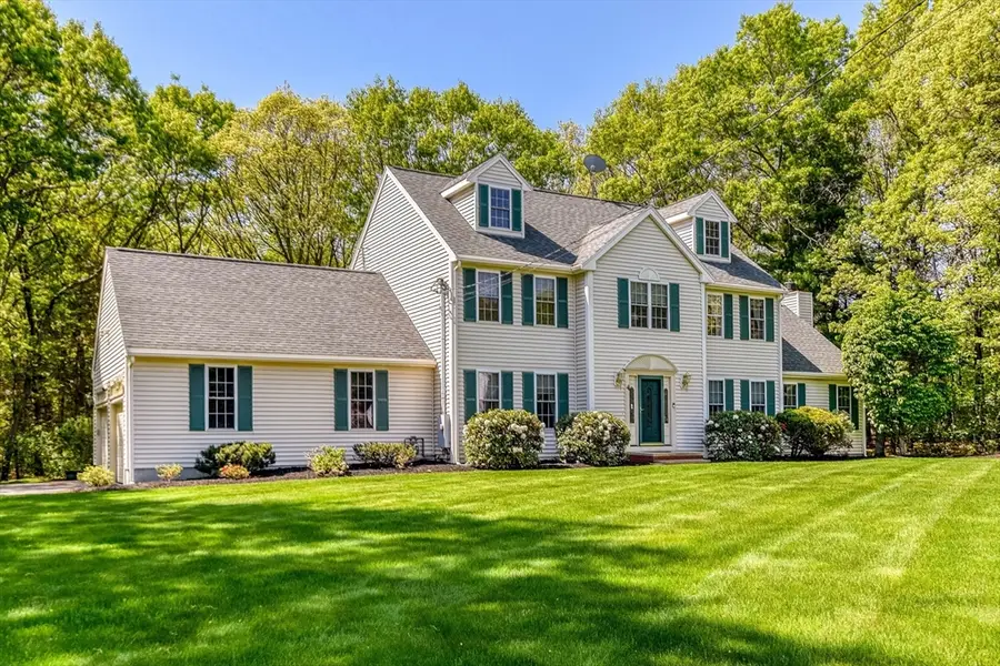 4 Dorset Drive, East Walpole, MA 02032 - #2