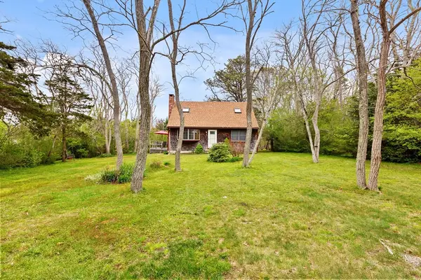 5 Anderson Ln, Eastham, MA 02642