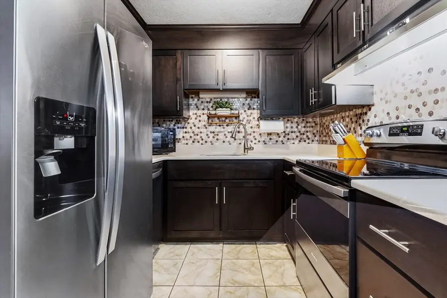 48 N Emerson St #1, Wakefield, MA 01880 - #2