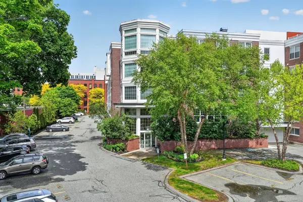 248 Albion St #315, Wakefield, MA 01880