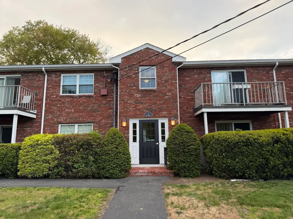 4 Kingswood Dr #3, Abington, MA 02351 - #1