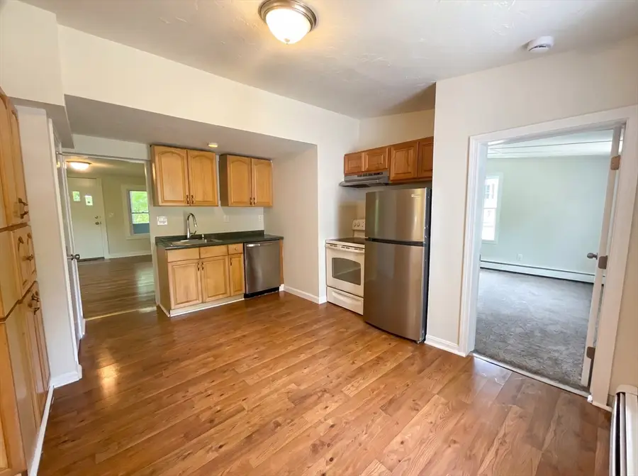 361 Tremont St, Taunton, MA 02780 - #2