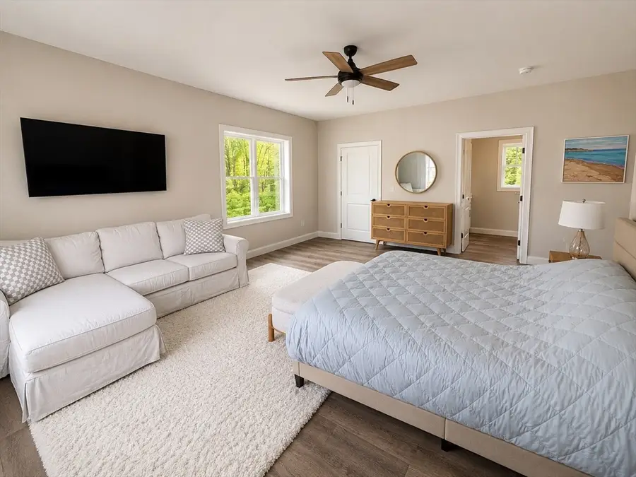 4 Clover Cir #B, Salisbury, MA 01952 - #3